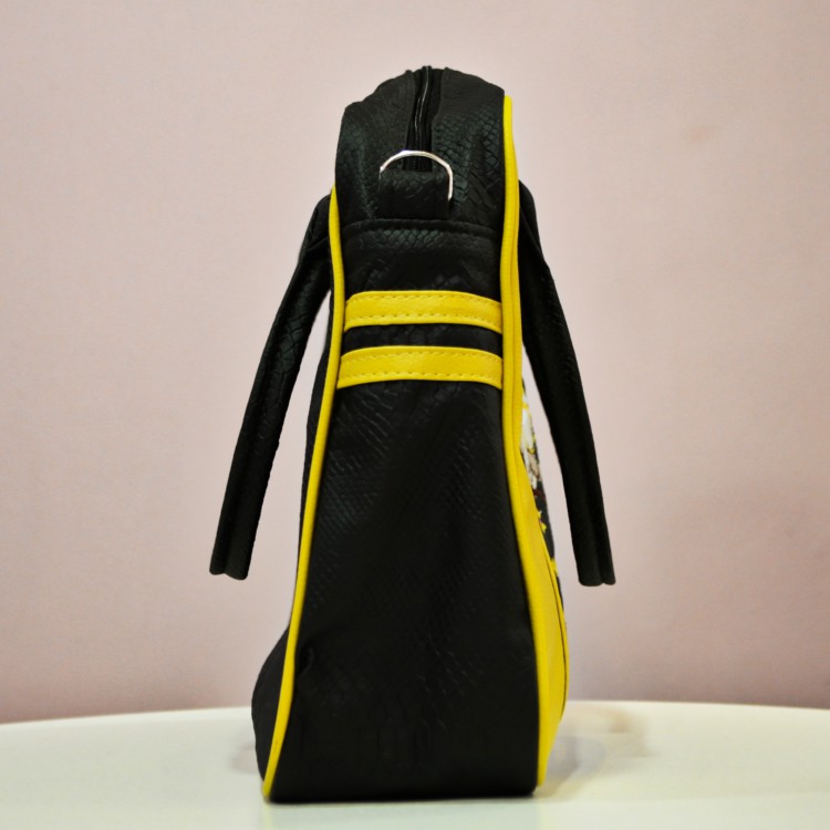 BOLSA PROFESSOR MARRY PRETO COM AMARELO